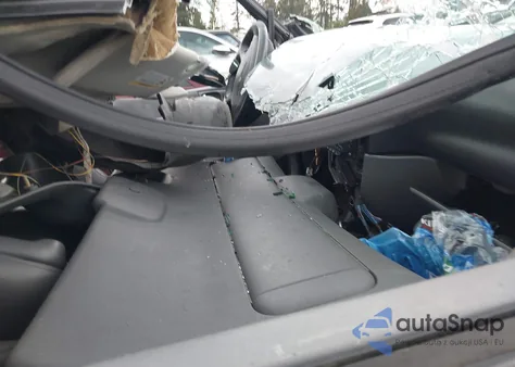 2004 Chrysler Town & Country Touring z USA, uszkodzony, nr VIN 2C4GP54L04R534395